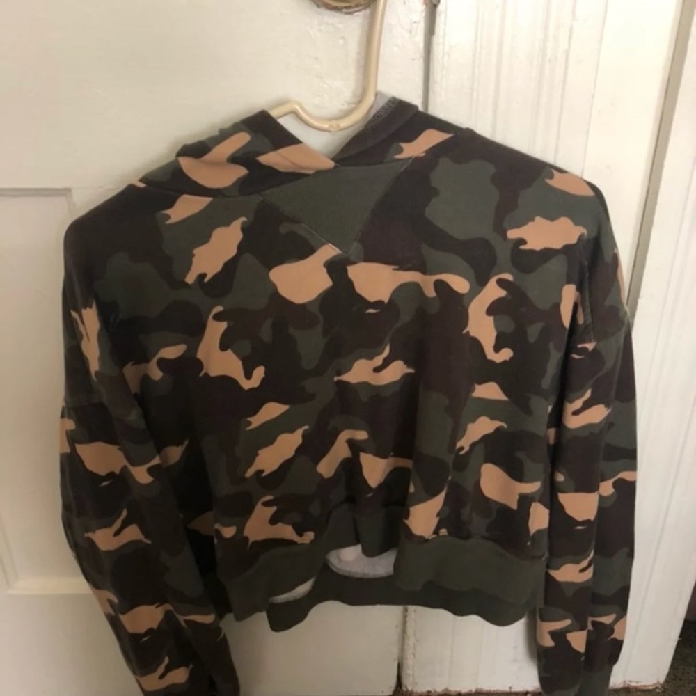 H&M CROPPED HOODIE